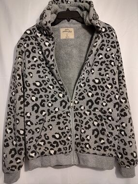 Jackson Hole Women's Grey Leopard Sherpa-Lined Zip Hoodie